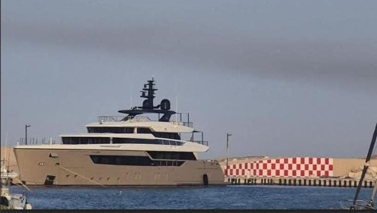 Immagine del post 22848 - Bari A Polignano a Mare attracca “Phoenician”, lo yacht da sogno: una settimana a bordo costa 75mila euro - Bari