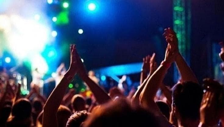Immagine del post 23932 - Bari Bari, stretta sulla movida: chiusi tre locali per dj set non autorizzati. Stop a braci in spiaggia - Bari