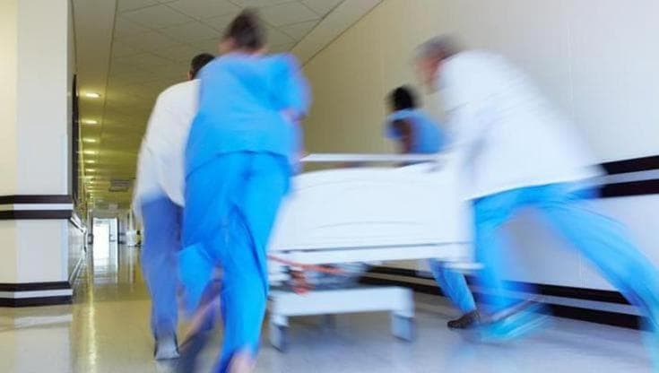 Immagine del post 14983 - Bari Una ragazza di 19 anni va al pronto soccorso con un forte mal di testa e muore durante i controlli - Bari