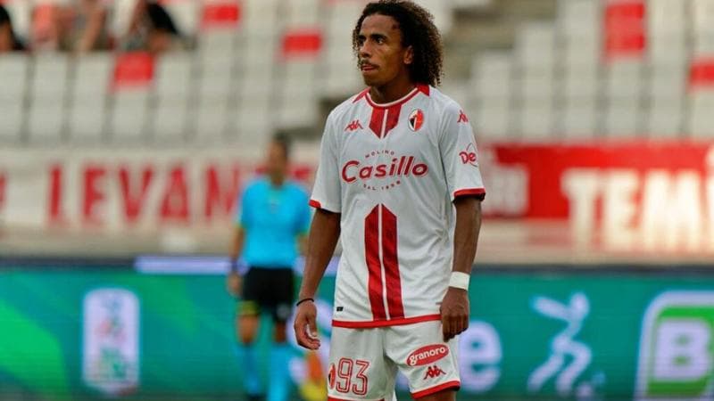 Immagine del post 2099 - Bari Insulti razzisti a Dorval, la Cremonese smentisce. Ma il calciatore del Bari: “Non starò mai zitto” - Bari