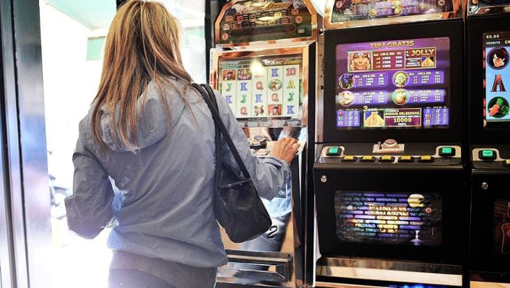 Immagine del post 5995 - Bari Gioco d’azzardo, scoperta a Taranto evasione da 5 milioni. Sequestrate 20 slot machine - Bari