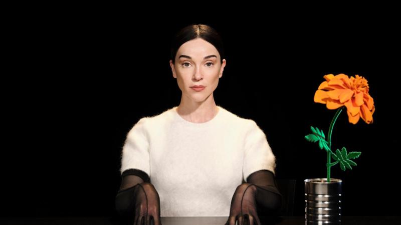 Immagine del post 8530 - Bari Il capolavoro St.Vincent al Medimex di Taranto: l’alchimista del rock conosce l’arte dell’incanto - Bari