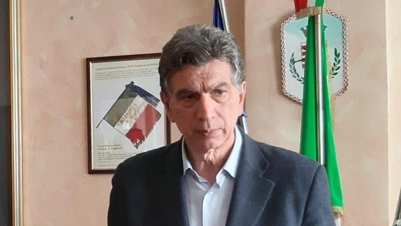 Immagine del post 21746 - Bari Barletta, il sindaco denuncia: “Minacciato per i nuovi orari del cimitero. Rivedo il provvedimento” - Bari