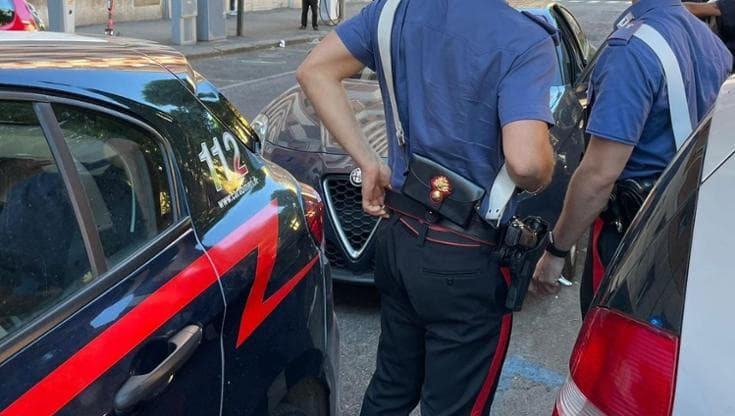 Immagine del post 21741 - Bari Ragazzi feriti a coltellate fuori dal discopub, denunciato un uomo di 27 anni. C’era stata una lite - Bari