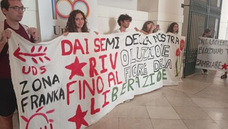Immagine del post 11683 - Bari A Bari presidio pro-Palestina, l’appello in Ateneo: “Il Rettore prenda posizione su Gaza” - Bari