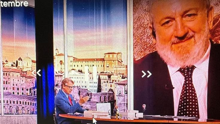 Immagine del post 11690 - Bari Emiliano attacca in tv: “Arrabbiato con Decaro ma lo voto, in Puglia si vince anche senza di lui” - Bari