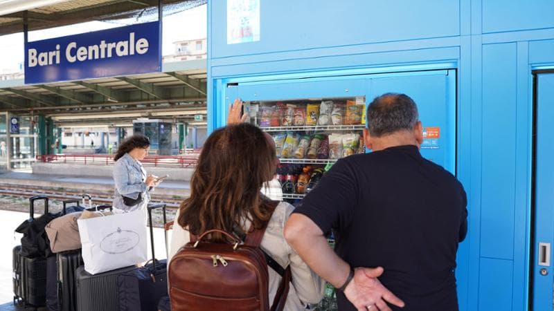 Immagine del post 12765 - Bari A Bari rincarano anche i distributori: 1,30 euro per una bottiglietta d’acqua. Caffè alle stelle - Bari