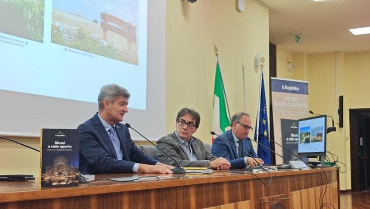 Immagine del post 26123 - Bari “Musei a cielo aperto”, svelato il nuovo libro di Repubblica Bari: gratis in edicola il 24 ottobre - Bari