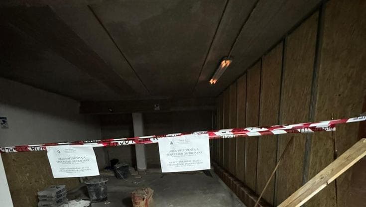 Bari, lavori abusivi per box nel palazzo Arca a San Girolamo: sequestro dei vigili - Bari