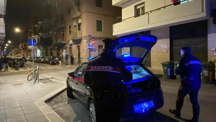 Bari, un quarantenne accoltellato in strada: è gravissimo - Bari