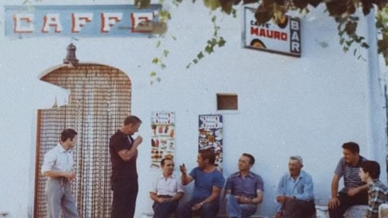 Immagine del post 23980 - Bari Bar chiude dopo 138 anni e i cittadini lo rilevano: “I piccoli paesi del Sud meritano di vivere” - Bari