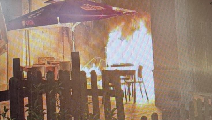 Salento, ristorante avvolto dalle fiamme all’alba: ipotesi dolo. “Danni enormi, esterno distrutto” - Bari