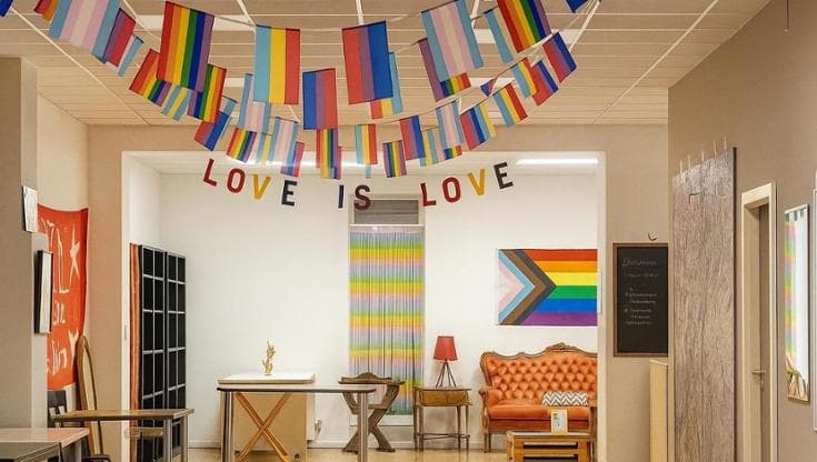 Apre a Madonnella il Caffè Safer, il bar che accoglie la comunità Lgbtqia+: “Qui non siete soli” - Bari