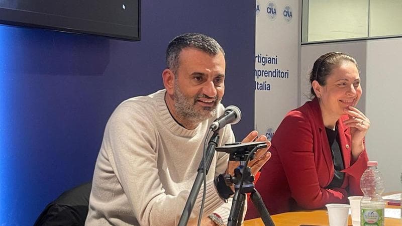 Immagine del post 12795 - Bari Elezioni regionali, fuga dalle liste di Pd e FdI per i troppi big in campo: “Non faremo i cirenei” - Bari