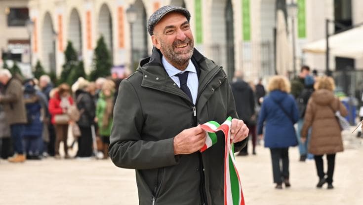 Immagine del post 15048 - Bari “A Natale ai bimbi regaliamo giochi di società non armi”. Da Bari l’appello del sindaco Leccese - Bari