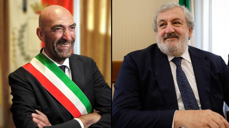 “Giù le mani dai sindaci”: Leccese e gli altri in flash mob contro la legge anti amministratori - Bari