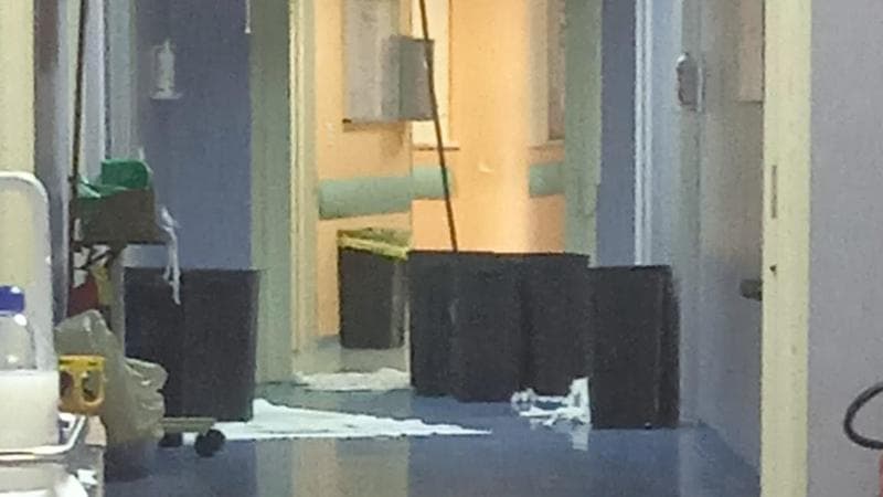 Piove nell’ospedale di Scorrano, reparto allagato e pazienti trasferiti in altri ospedali - Bari