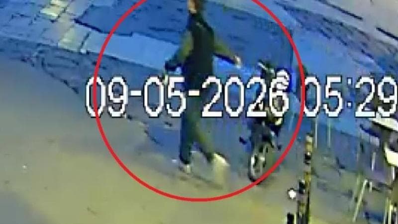 Immagine del post 20596 - Bari ''Si sta riprendendo quel mongoloide'': gli insulti del branco mentre Bakari Sako agonizzava nel bar - Bari