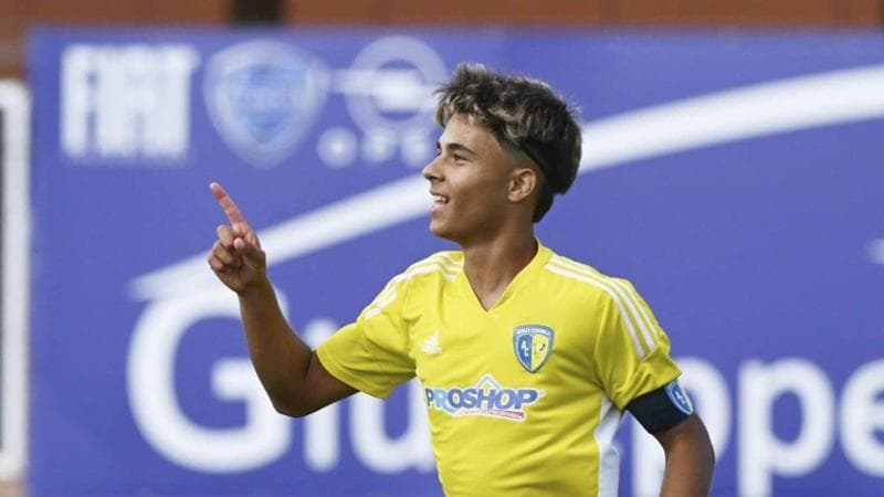 Immagine del post 21805 - Bari Mattia Suriano: “Volevo la A ma poi arrivò il tumore. La maturità? La vita me l’ha già data” - Bari
