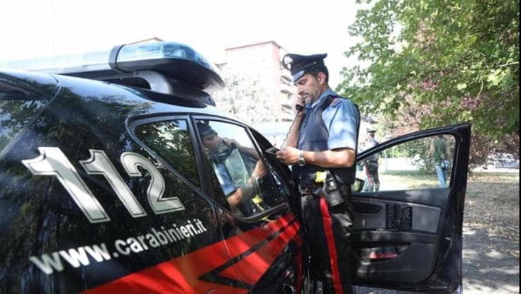 Immagine del post 22977 - Bari Minaccia di morte la compagna e ne aggredisce i parenti: arrestato. Ferito anche un carabiniere - Bari