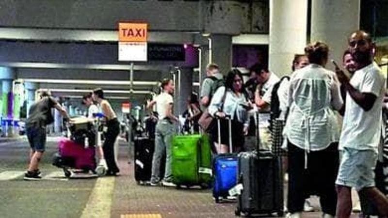 Immagine del post 11763 - Bari Stangata e insulti ai clienti, a Bari tassista sospeso per un mese dopo la denuncia di Repubblica - Bari