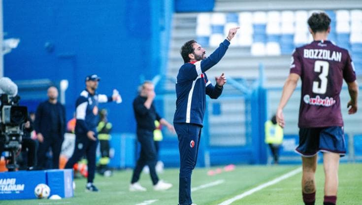 Immagine del post 12865 - Bari Il Bari crolla in trasferta contro la Reggiana (3-1): Caserta a un passo dall’esonero - Bari