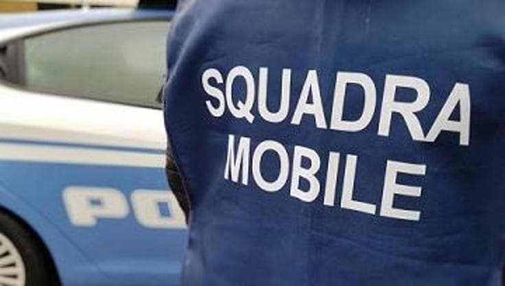 Immagine del post 12859 - Bari Sulla statale 16 in auto con 1,2 chili di coca con la scritta “boss”: arrestato corriere a Lecce - Bari