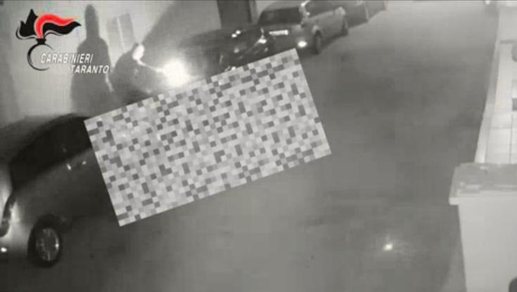 Immagine del post 15097 - Bari Taranto, prima gli incendi poi le estorsioni. Imprenditori nel mirino del clan Venere: 4 arresti - Bari