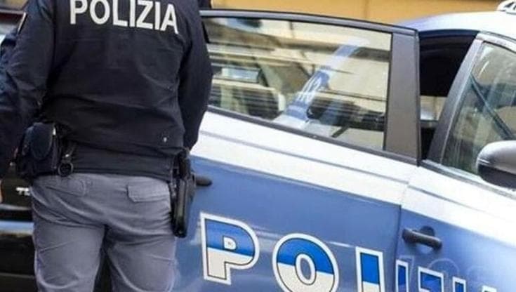Prelevato con la forza e picchiato per un debito non saldato: 4 arresti. Ma la vittima non denuncia - Bari