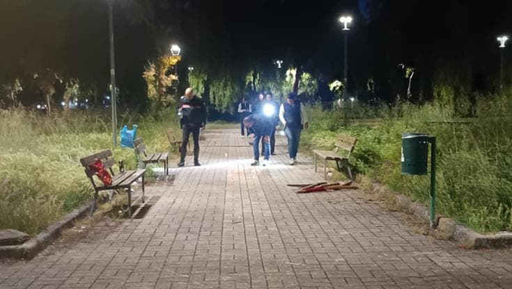 Immagine del post 20644 - Bari Spari in un parco a Foggia, due feriti per errore: arrestati due uomini per tentato omicidio e armi - Bari