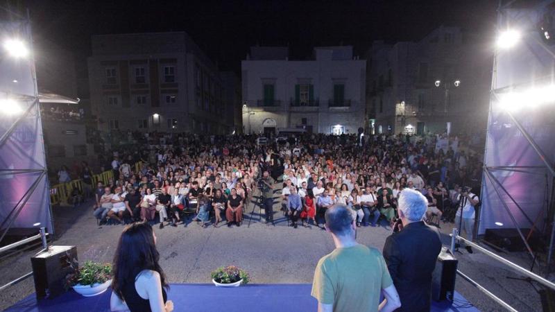 Immagine del post 8677 - Bari Conversazioni dal Mare: i talk sull’attualità vanno in scena nel porto di Giovinazzo - Bari