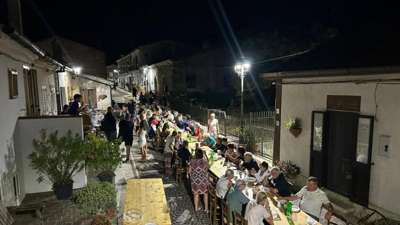 Il borgo da un milione di clic e 144 residenti-testimonial: “Noi il fenomeno dell’estate” - Bari