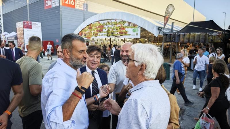 Immagine del post 11781 - Bari Duello dei big nel Pd: tra Decaro e Emiliano sarà una sfida all’ultimo voto - Bari