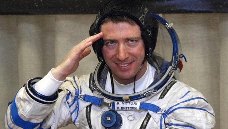 Immagine del post 11801 - Bari Dallo Spazio alla cattedra a Bari, l’astronauta Vittori: “Da qui poniamo le basi per il futuro” - Bari