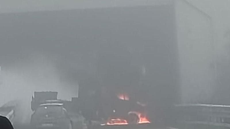 Assalto a un portavalori sulla Statale 16: a Cerignola commando armato porta via carico di sigarette - Bari