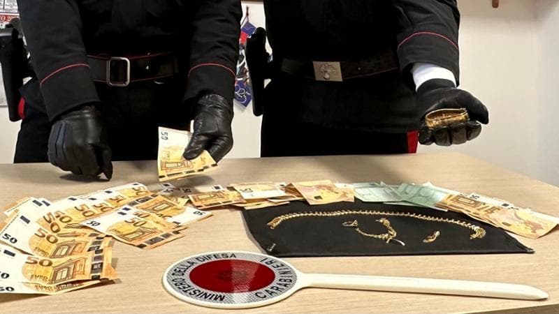 Immagine del post 2394 - Bari Si spostava da Napoli al Salento per truffare anziani con la tecnica del finto carabiniere: preso - Bari