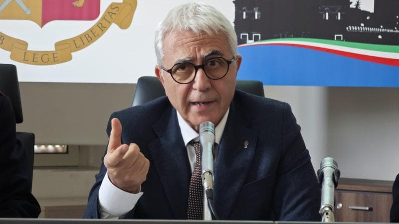 Immagine del post 2360 - Bari Il questore Massimo Gambino: “Denunciare le estorsioni conviene sempre. E a Bari gli esempi ci sono” - Bari