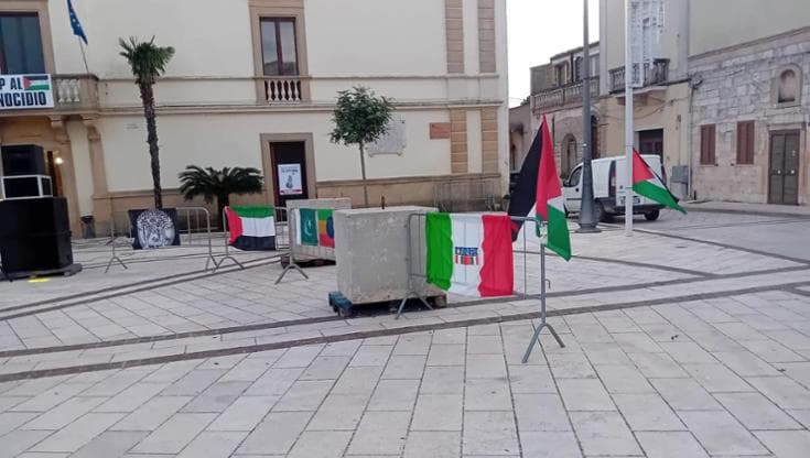 Brindisi, protesta contro Caio Mussolini salta per i timori sul decreto sicurezza: ''Una deriva” - Bari