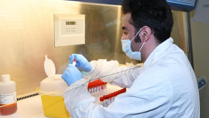 Immagine del post 19562 - Bari Screening genomico per i neonati, la Puglia prima in Italia per diagnosi precoce delle malattie rare - Bari