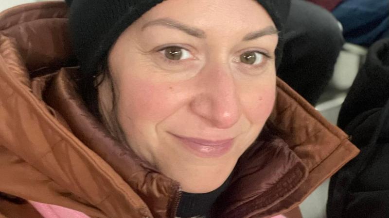 “Non ti uccido perché sei donna”: consigliera minacciata in Comune dal marito di una collega - Bari