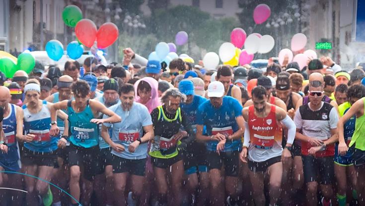 Immagine del post 7443 - Bari La Med Marathon torna a Bari: l'edizione 2025 dedicata alla Grecia. In arrivo atleti da 32 Paesi - Bari