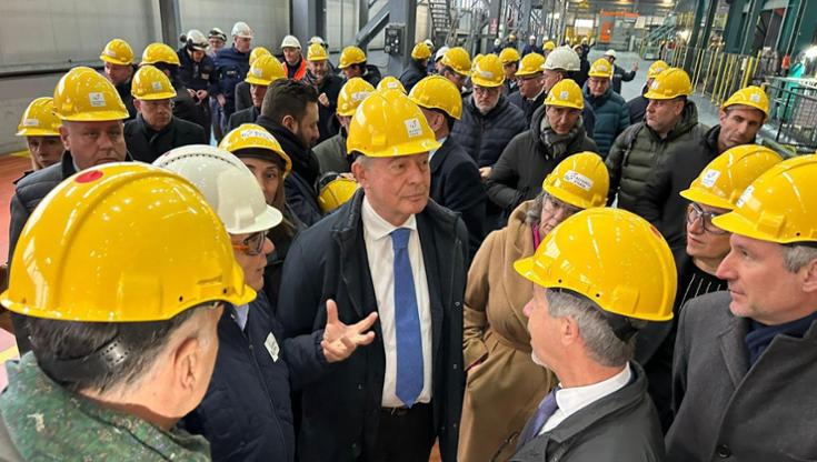 “Ex Ilva nazionalizzata? Non siamo l’Urss”. Il ministro Urso boccia il piano di Emiliano per Taranto - Bari