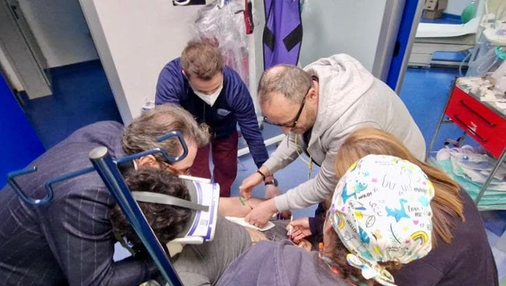 Sedazione digitale per un ragazzo autistico: a Bari il percorso per pazienti neurodivergenti - Bari