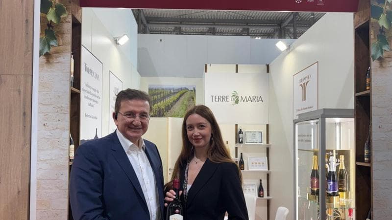 Roberto Giacobbo, dalla tv al vino: il divulgatore scientifico produce in Puglia il suo “Torreclava” - Bari