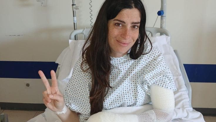 Aggredita da due cani, finisce in ospedale Caterina Gallo: moglie del sindaco di Castrignano - Bari