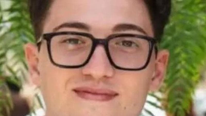 Ritrovato Francesco Sacchetti, il 19enne scomparso a Bari: "Sta bene, adesso tranquillità" - Bari