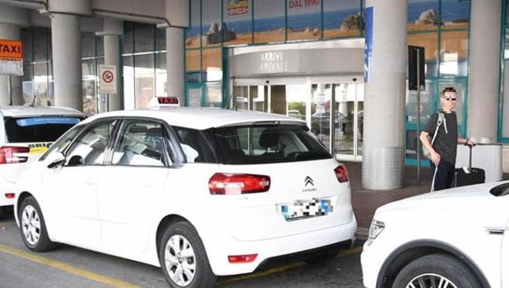 A Bari 19 taxi in più: in giro 169 auto e servizio per 22 ore al giorno. A Natale turni straordinari - Bari