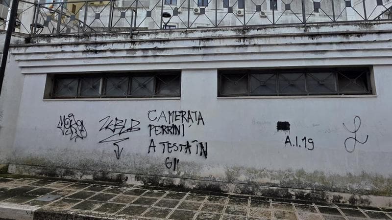 Immagine del post 14088 - Bari “Perrini camerata a testa in giù”: minacce al capogruppo di FdI alla Regione. E lui: “Chiamatemi” - Bari