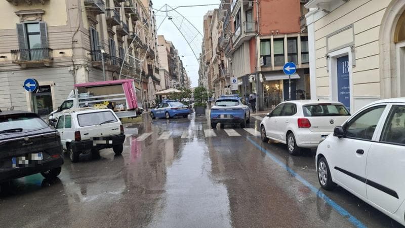 Immagine del post 16230 - Bari Spaccate e furti, allarme nel centro di Bari: l’ultimo colpo in barberia di via Argiro. “Un dramma” - Bari