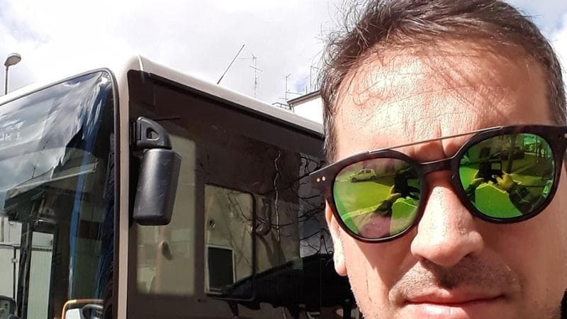 Immagine del post 16211 - Bari Tragedia di Acquaviva, l’autista del bus: “Non potevo evitare l’auto, ho pensato ai passeggeri” - Bari